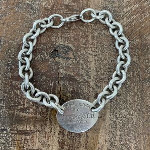 Return to Tiffany oval bracelet
